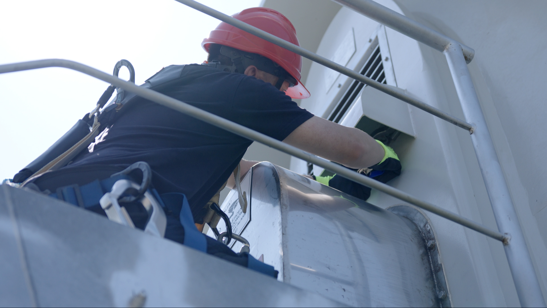 鉴黑担保网(jhdbw)·最具权威唯一维权担保平台